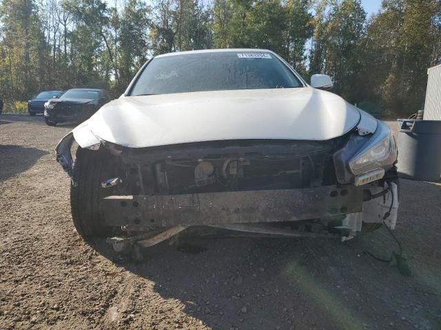 2018 Infiniti Q50 Luxe