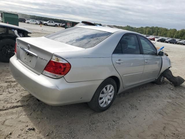 2005 Toyota Camry LE