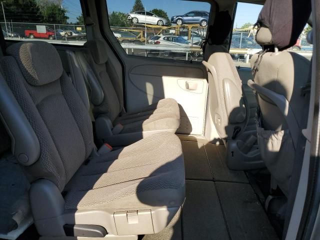 2007 Chrysler Town & Country LX