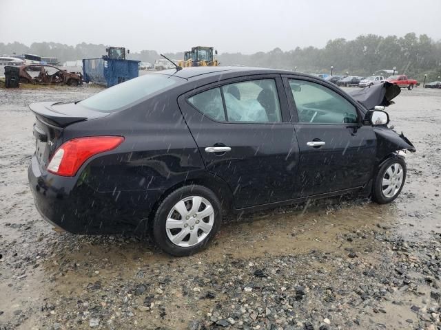 2014 Nissan Versa S