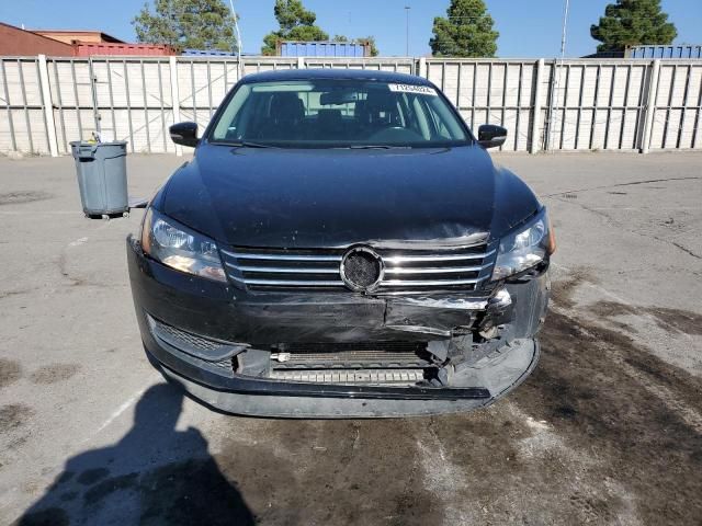 2014 Volkswagen Passat SE