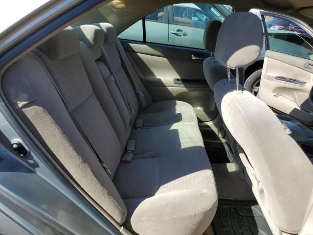 2005 Toyota Camry LE