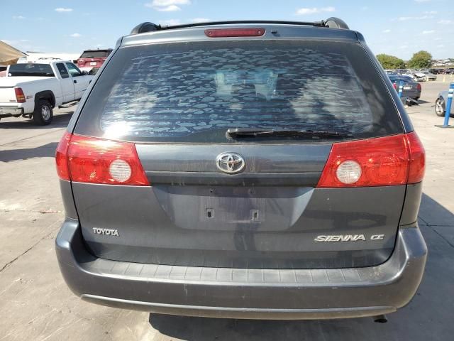 2009 Toyota Sienna CE