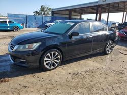 Carros dañados por inundaciones a la venta en subasta: 2015 Honda Accord Sport