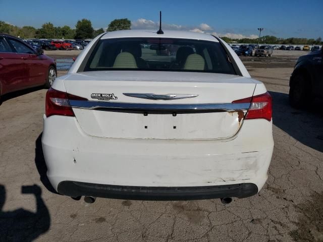 2013 Chrysler 200 Limited