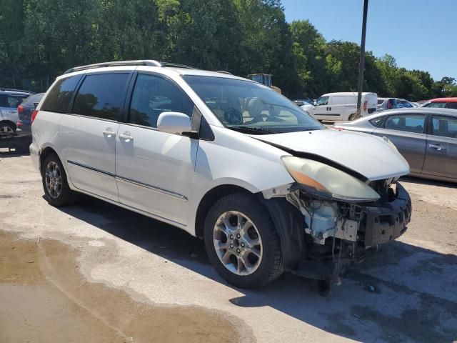 2006 Toyota Sienna XLE