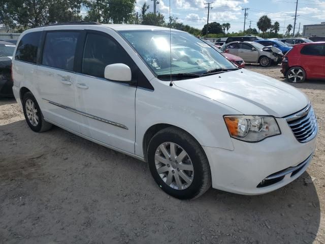 2016 Chrysler Town & Country Touring