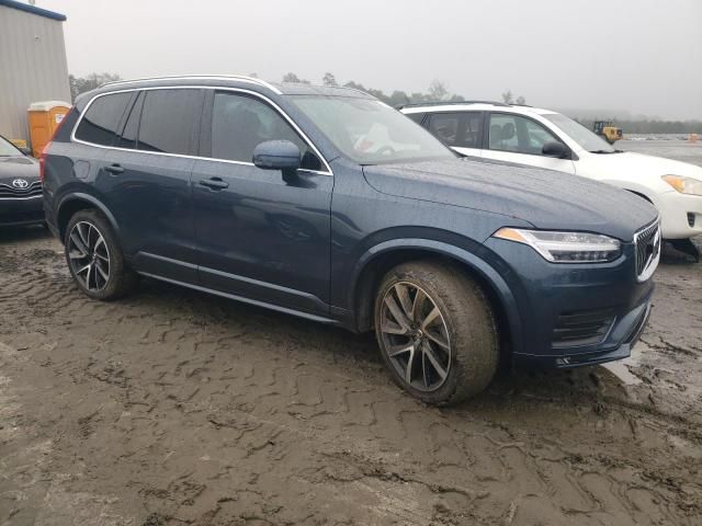 2022 Volvo XC90 T6 Momentum