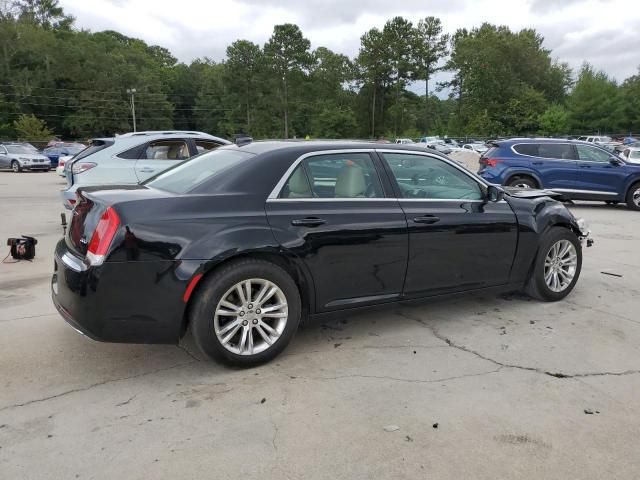 2017 Chrysler 300 Limited