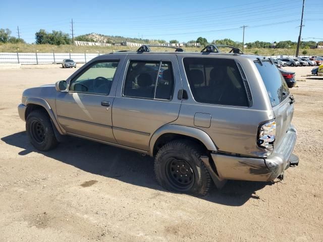 2002 Nissan Pathfinder LE