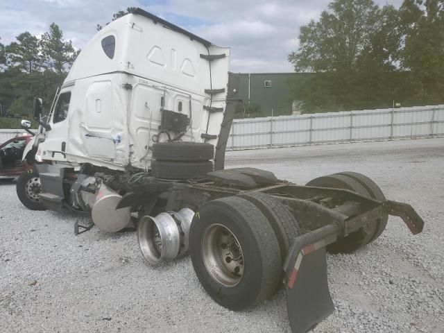 2024 Freightliner Cascadia 116