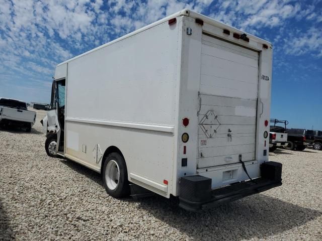 2000 Freightliner Chassis M Line WALK-IN Van