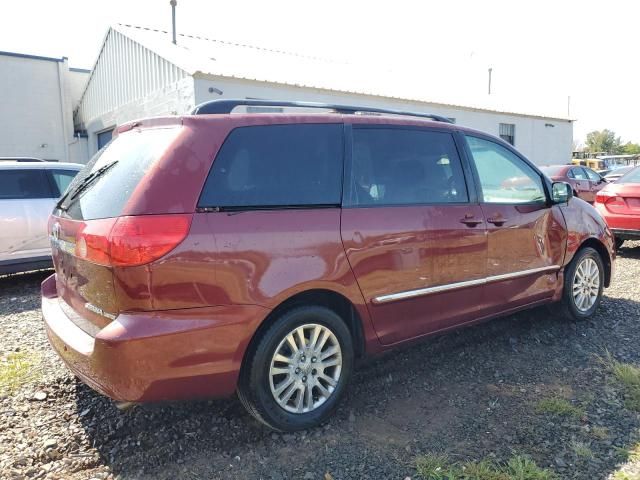 2008 Toyota Sienna XLE