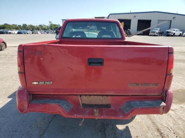 1996 Chevrolet S Truck S10