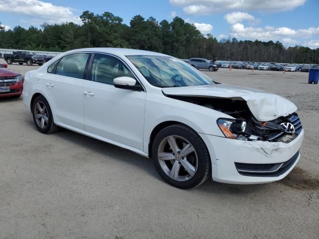 2013 Volkswagen Passat SE