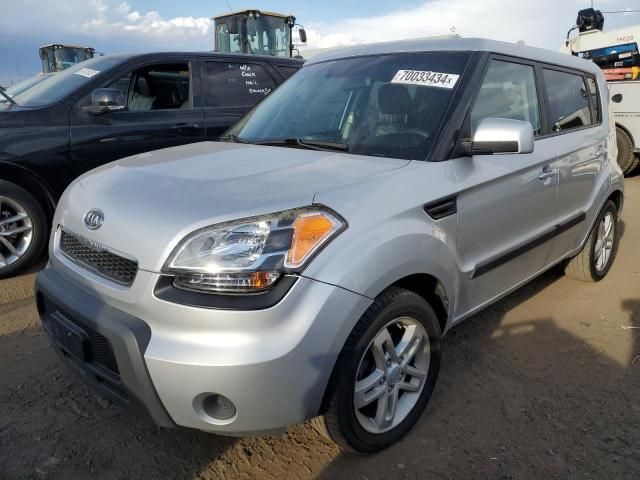 2011 KIA Soul +