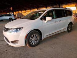 Carros salvage sin ofertas aún a la venta en subasta: 2017 Chrysler Pacifica Touring L