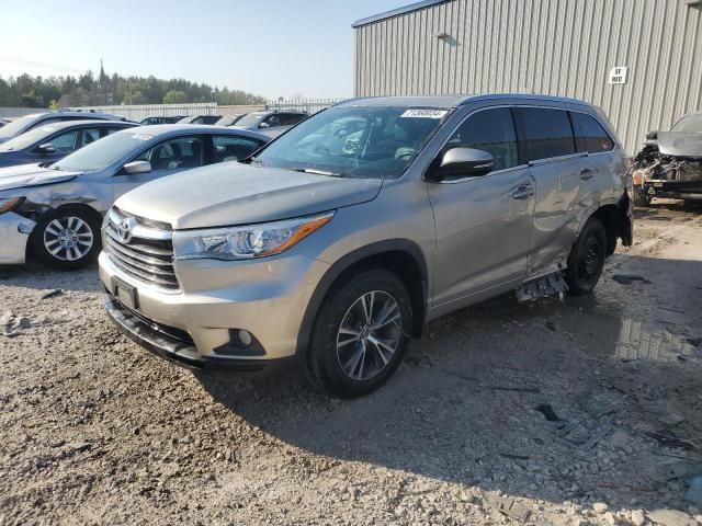 2016 Toyota Highlander XLE