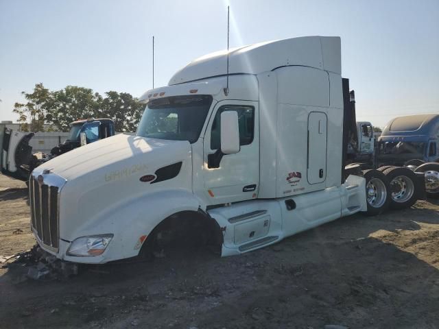 2013 Peterbilt 579