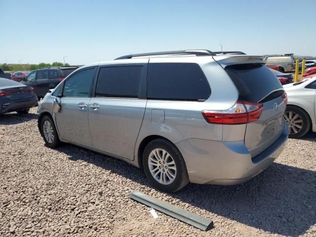 2015 Toyota Sienna XLE