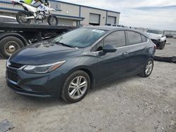 Carros salvage sin ofertas aún a la venta en subasta: 2017 Chevrolet Cruze LT