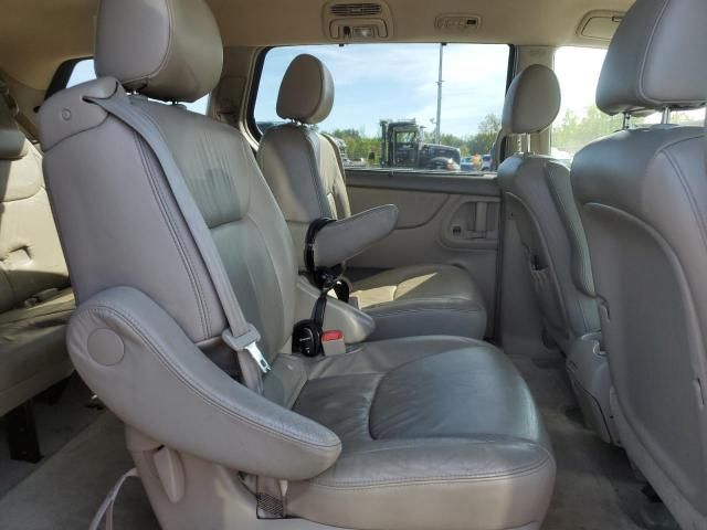 2006 Toyota Sienna XLE