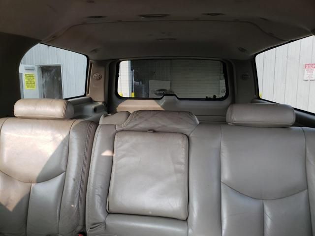 2004 Chevrolet Suburban K1500