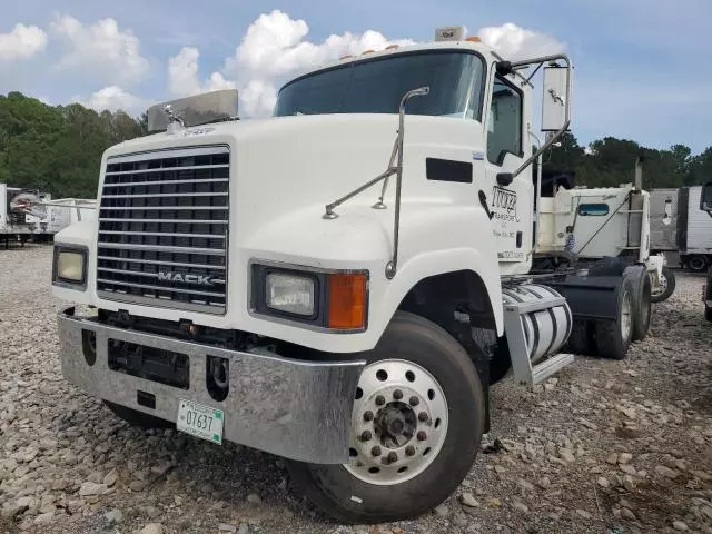 2014 Mack 600 CHU600