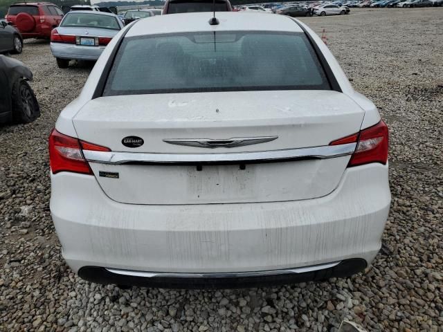 2013 Chrysler 200 Touring