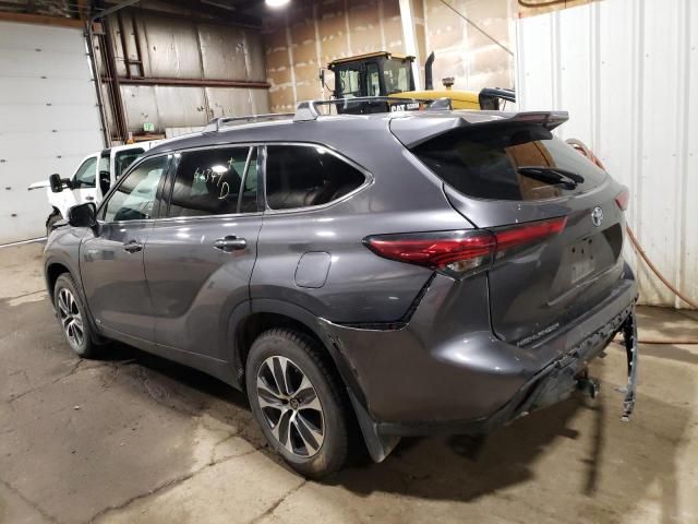 2021 Toyota Highlander Hybrid XLE