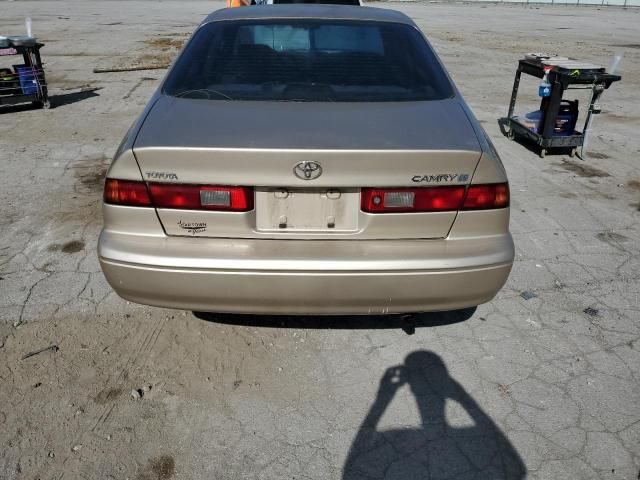 1999 Toyota Camry LE