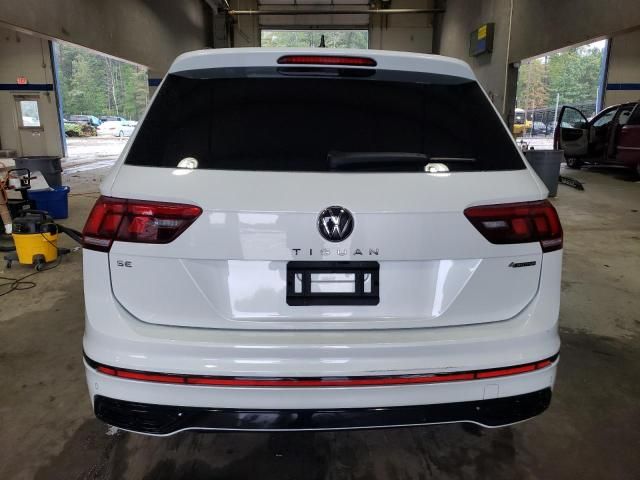 2024 Volkswagen Tiguan SE R-LINE Black