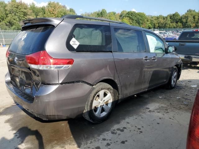 2012 Toyota Sienna LE