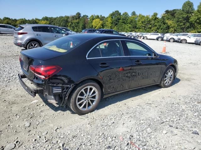 2019 Mercedes-Benz A 220