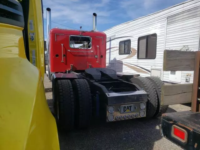 2003 Peterbilt 379