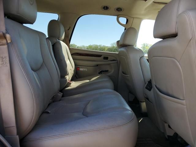 2005 Cadillac Escalade Luxury