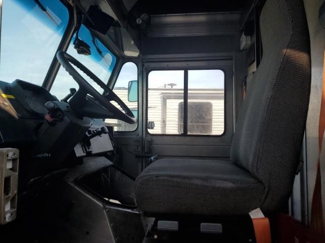 2020 Freightliner Chassis M Line WALK-IN Van