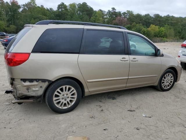 2007 Toyota Sienna XLE