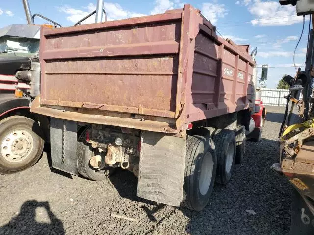 1975 Peterbilt Dump