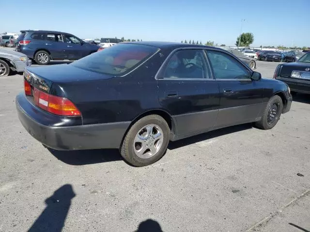 1999 Lexus ES 300