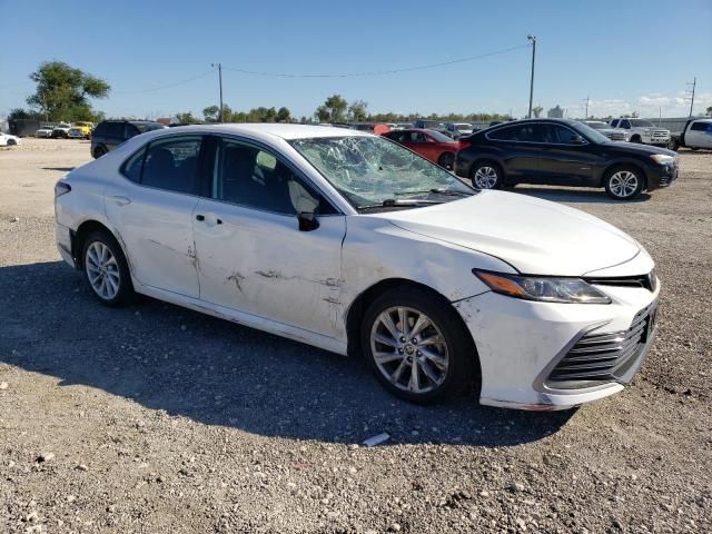 2022 Toyota Camry LE