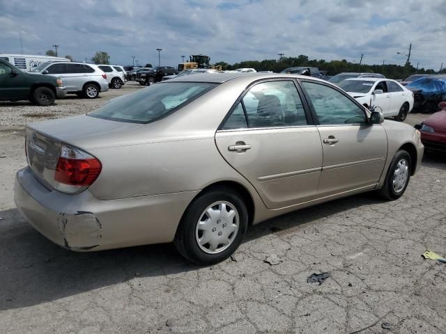 2005 Toyota Camry LE