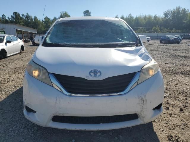 2011 Toyota Sienna LE