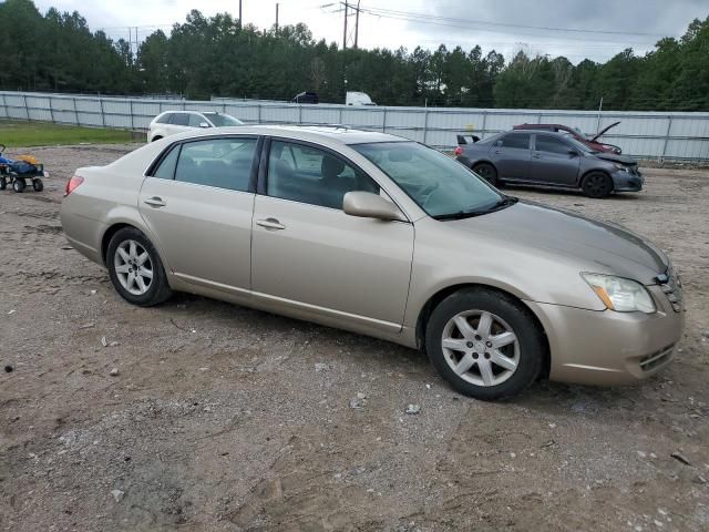 2005 Toyota Avalon XL