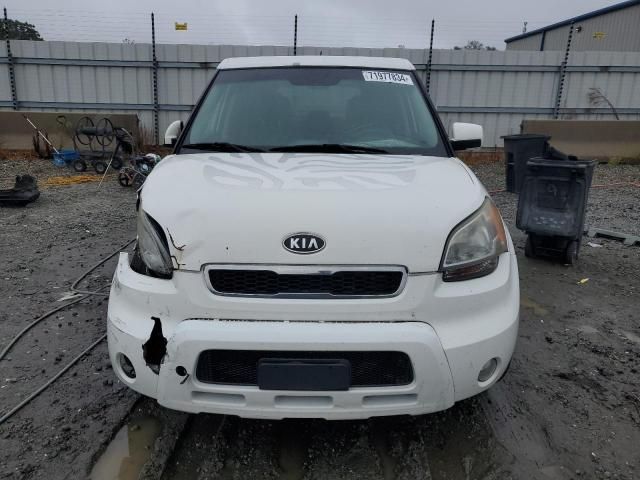 2011 KIA Soul +