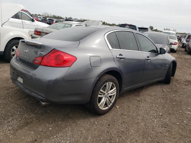 2015 Infiniti Q40