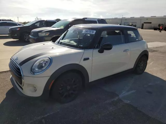 2017 Mini Cooper