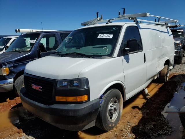 2022 GMC Savana G2500