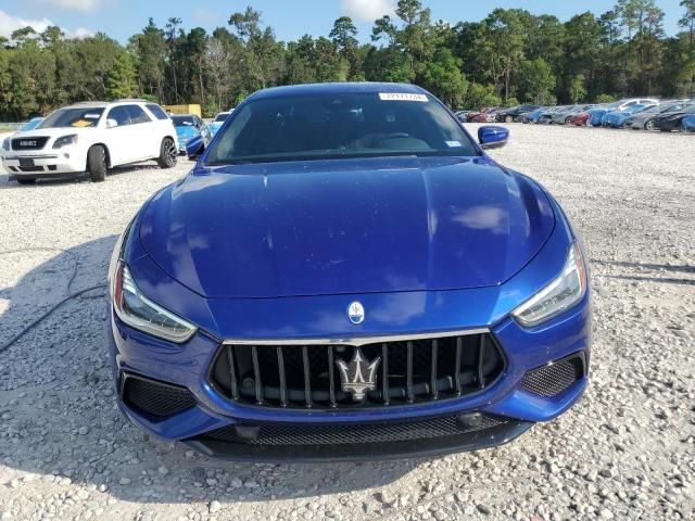 2022 Maserati Ghibli Modena