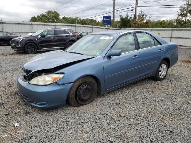 2004 Toyota Camry LE